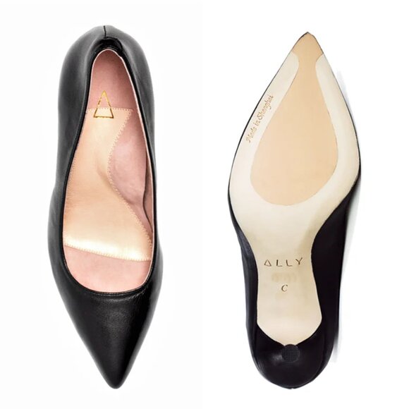 Sleek Black Leather Heels - Picture 4 of 16